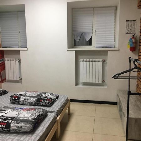 Underground Hostel Kiev Ngoại thất bức ảnh