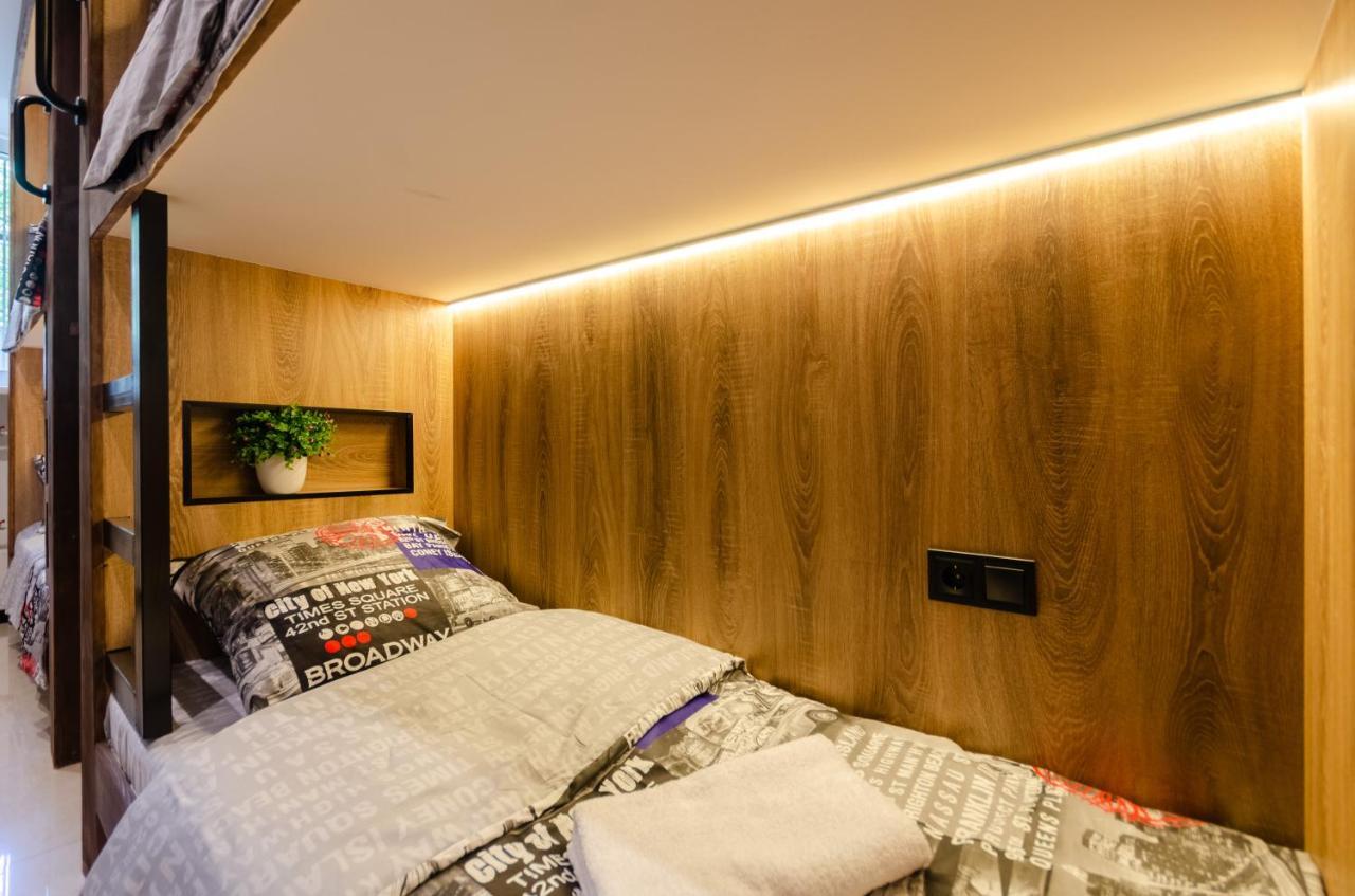 Underground Hostel Kiev Ngoại thất bức ảnh
