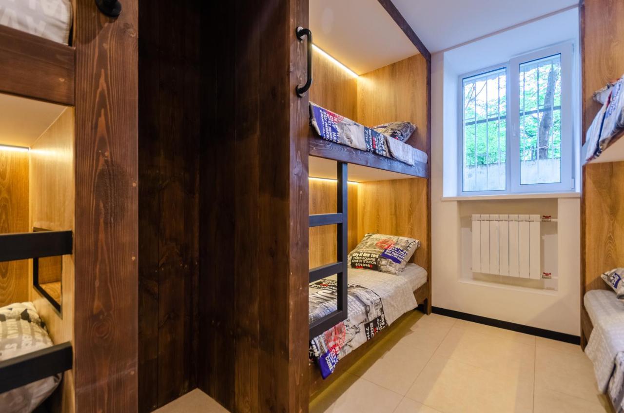 Underground Hostel Kiev Ngoại thất bức ảnh